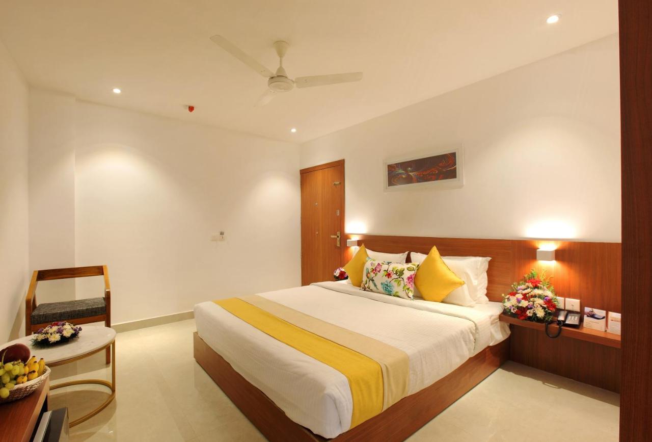 Park Residency Koothattukulam Kuttattukulam Exterior photo